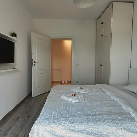 Neo Patru - Un Dormitor - Free Parking *